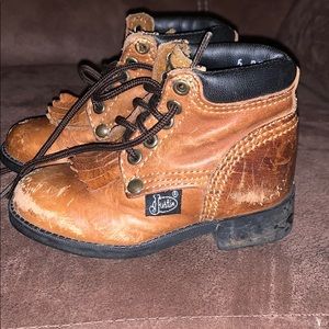 Justin’s boy boots size 6c